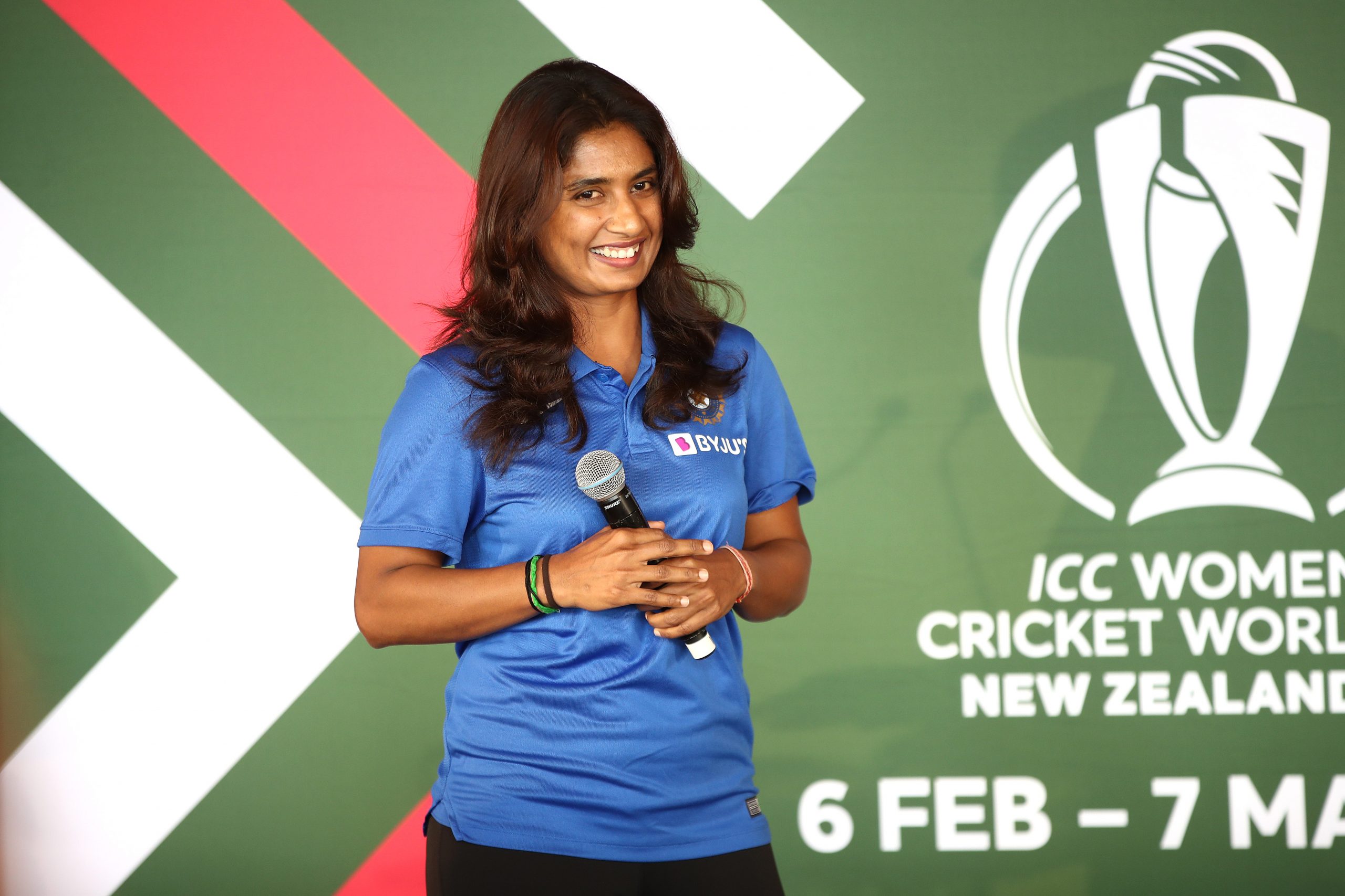 Raj Becomes First Indian Woman Past 10000 Runs Easterneye 8815