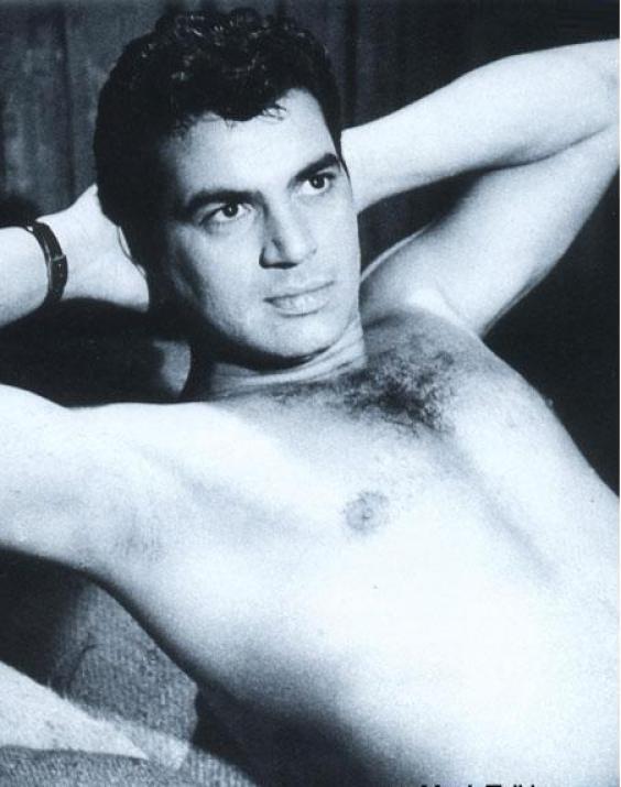 564px x 715px - How Dharmendra made the Hindi film hero sexier - EasternEye