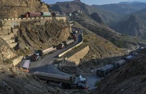 LEAD Afghan border INSET Trucks GettyImages 1659535886