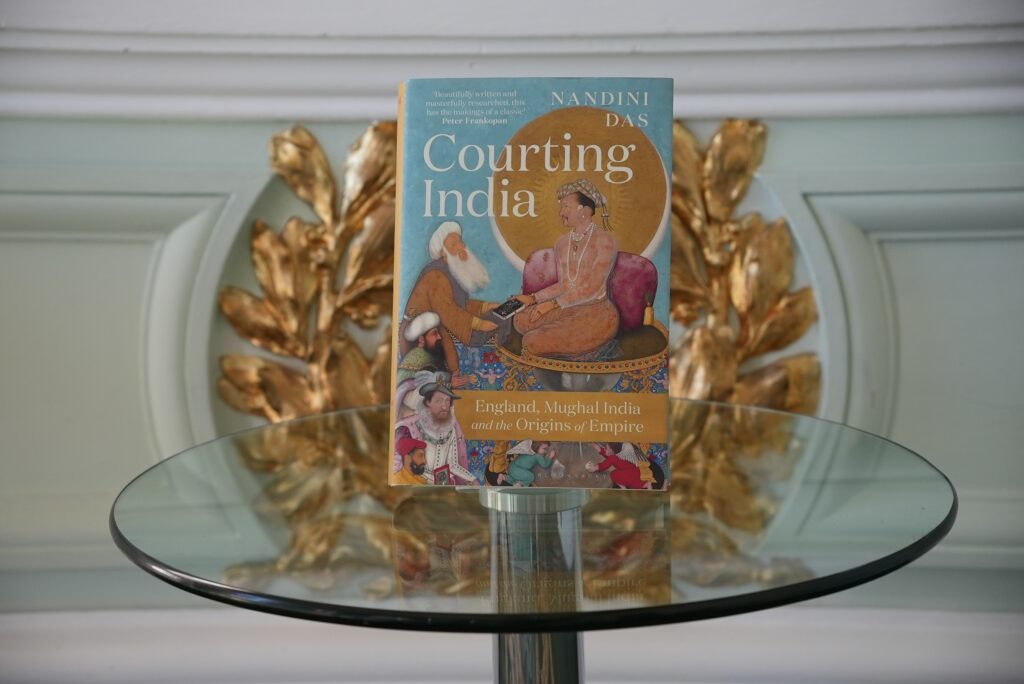 Courting India England Mughal India and the Origins of Empire