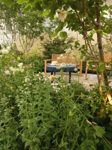 LEAD 1 Chelsea Bereavement Garden INSET bench with slats