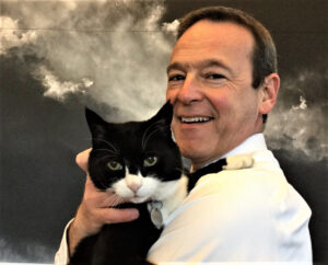 LEAD Option 1B Sir Simon McDonald with Palmerston the cat