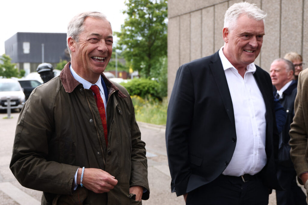 LEAD Splash INSET 4 Farage and Anderson GettyImages 2156522858