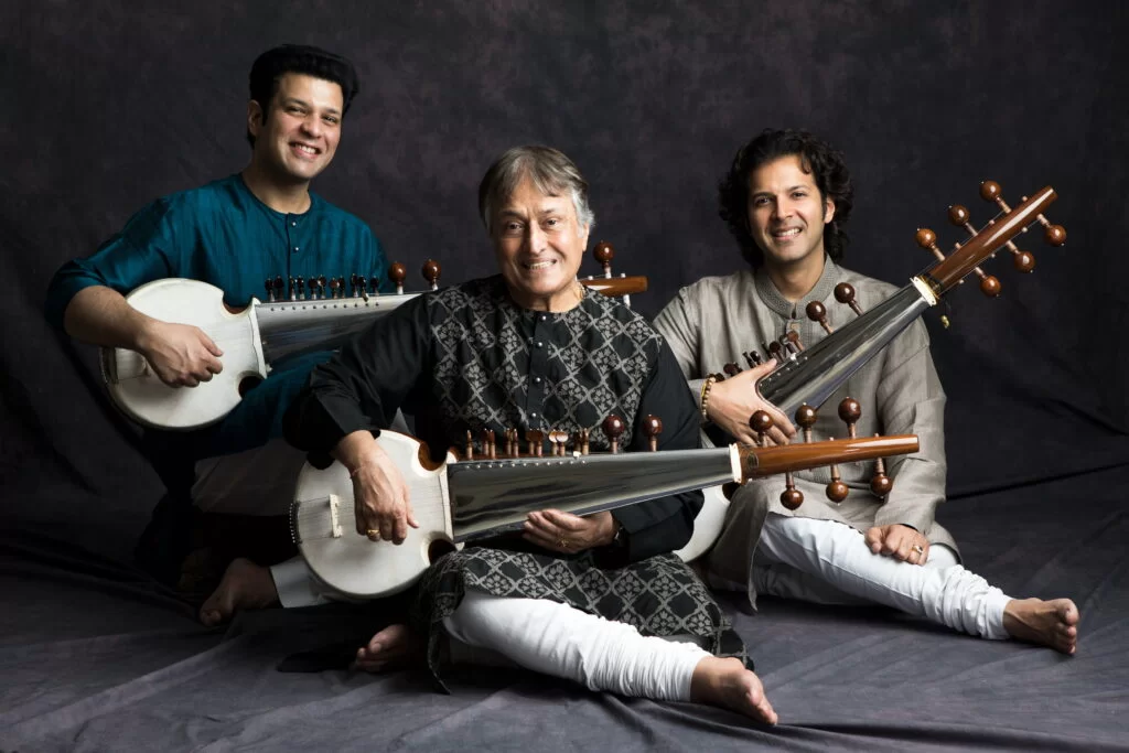 Lead inset USE SMALL Amjad Ali Khan with sons 177A9951