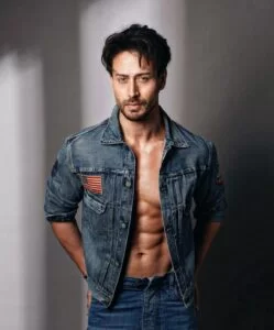 Picbox D Tiger Shroff 509 n