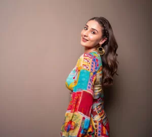 Picbox J Dhvani Bhanushali 63