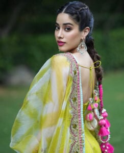 Janhvi Kapoor 4